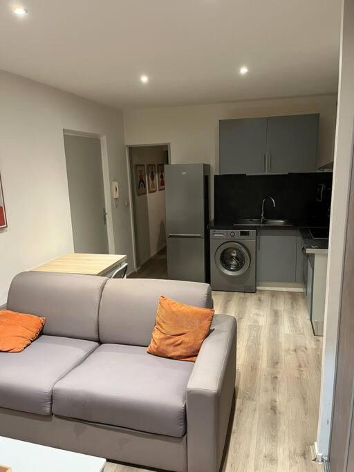 Gold, 500 M Du Centre De Valence Apartment *